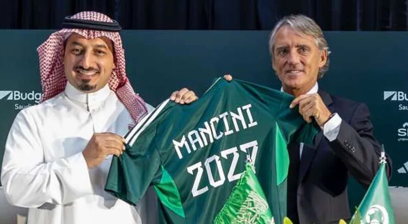 الاتحاد السعودي يبلغ مانشيني بقرار إقالته.. من يخلفه زيدان أم رينارد؟ – الدليل المصري