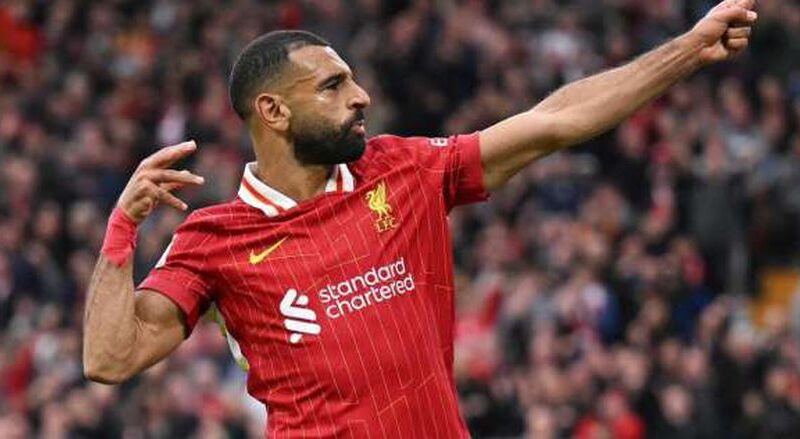 محمد صلاح يداعب أحد المعجبين بالإمارات: «بس يا ابني أنا جاي أتكلم كلمتين» – الدليل المصري