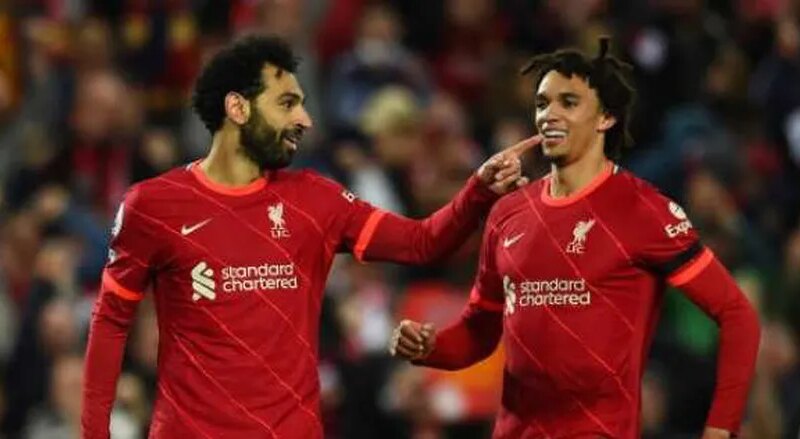 أرنولد: محمد صلاح أقرب صديق لي في ليفربول.. وأخاف من قططه – الدليل المصري